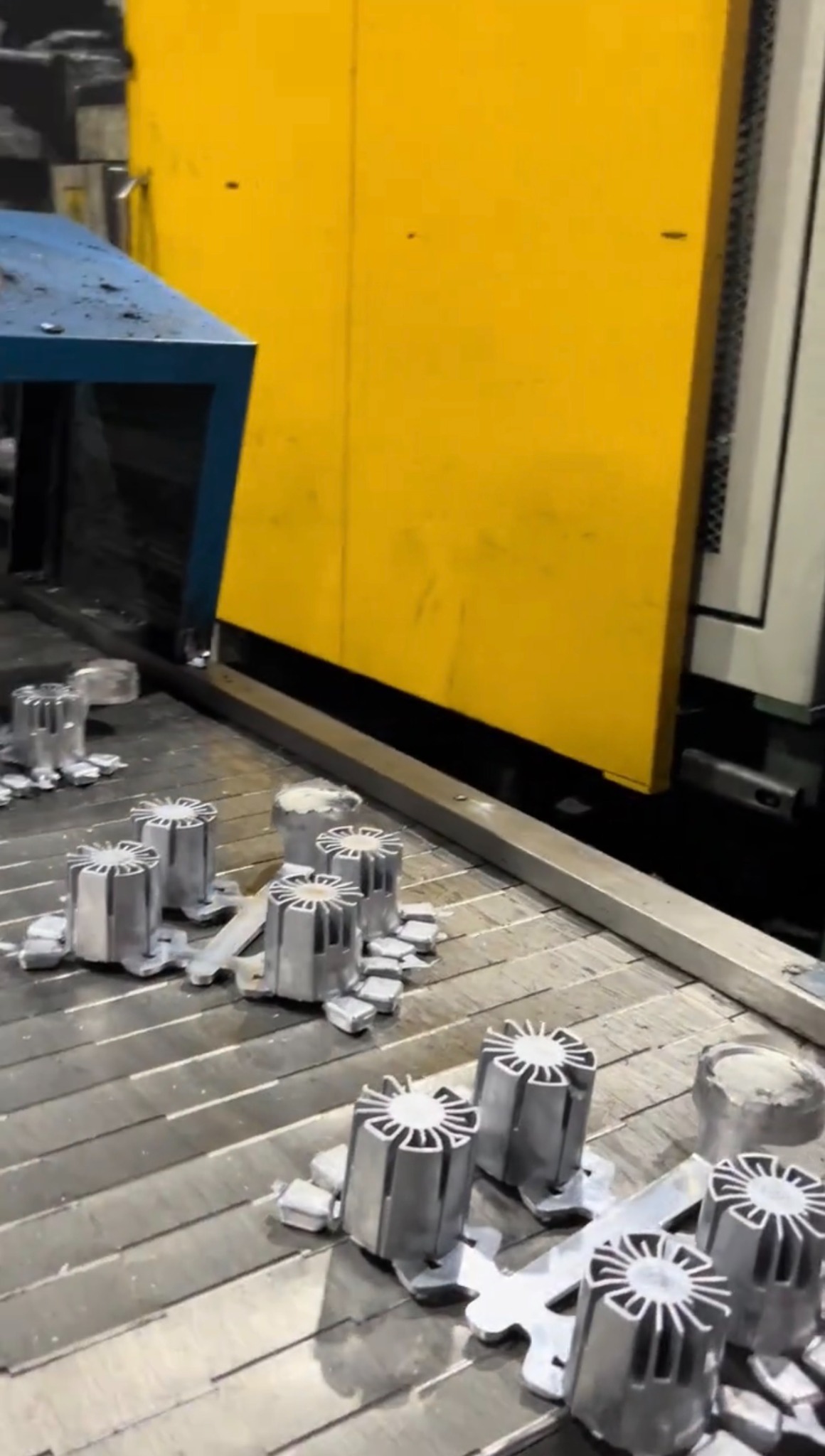 Aluminum die cast parts with gates and runners still attached